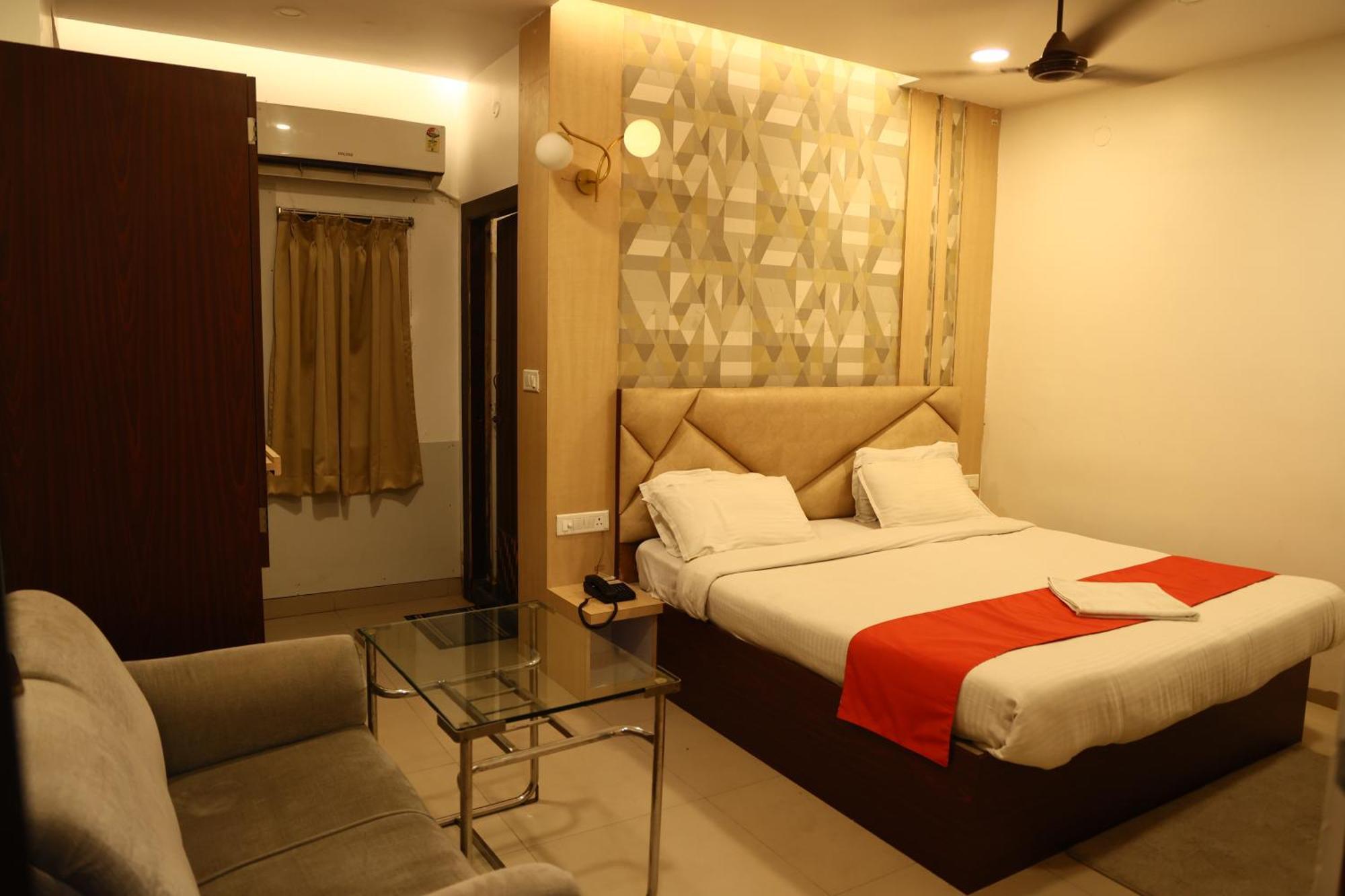 Hotel Bhubaneswari Classic Brahmapur 外观 照片