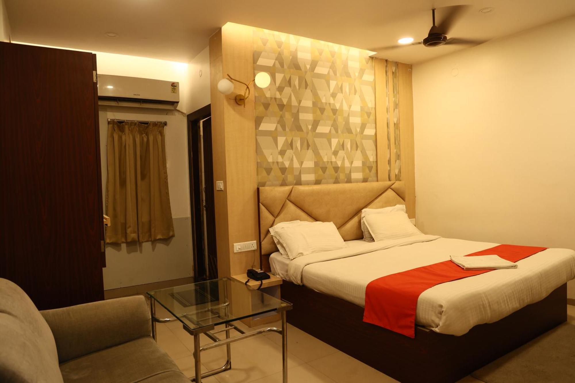 Hotel Bhubaneswari Classic Brahmapur 外观 照片