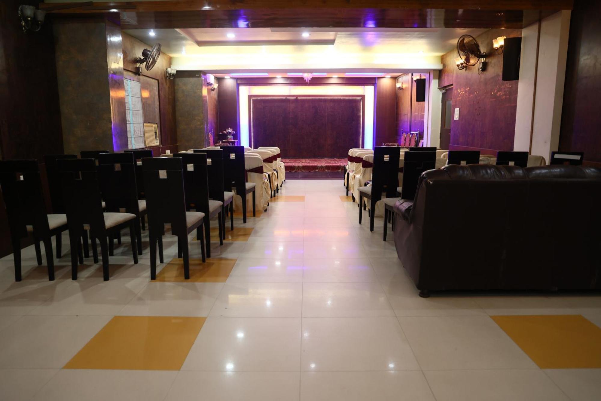Hotel Bhubaneswari Classic Brahmapur 外观 照片